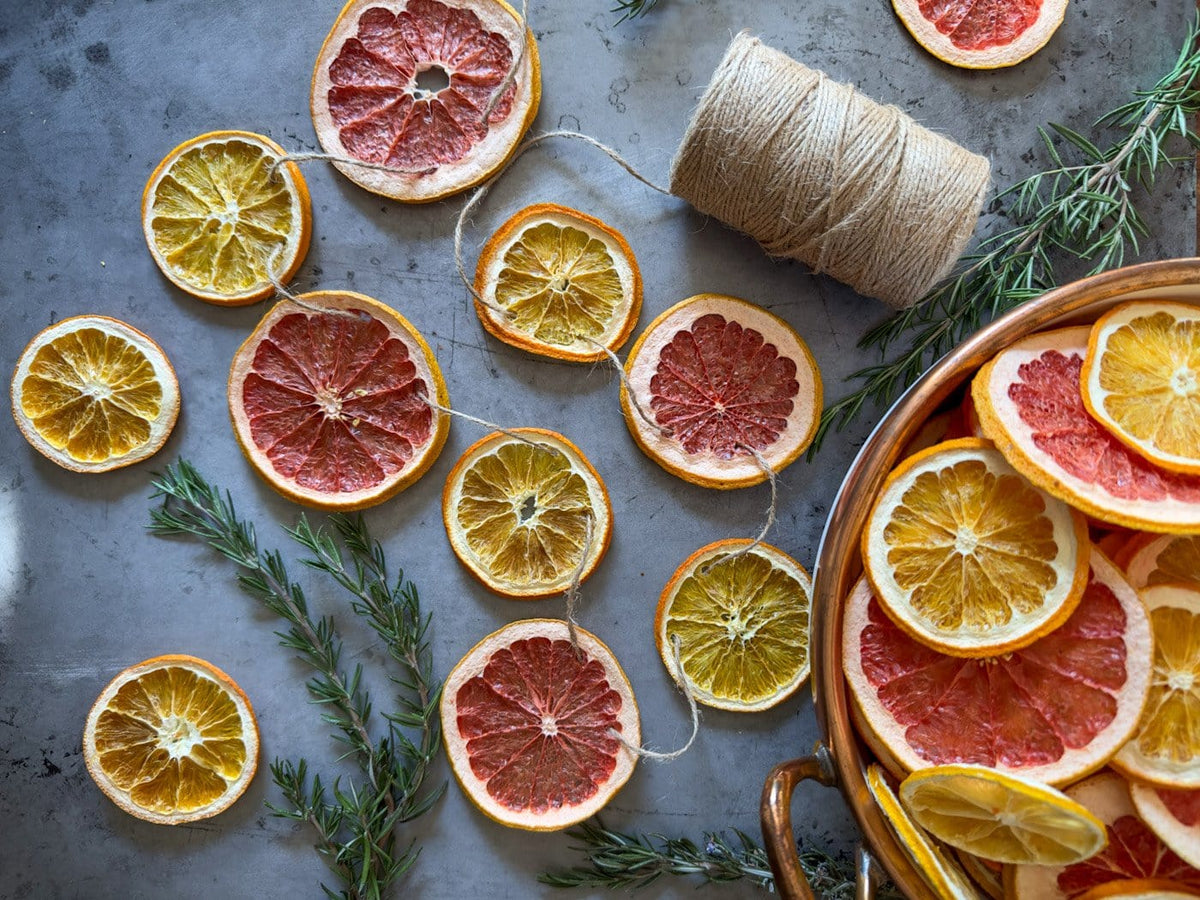 Dehydrated Citrus Décor: Easy Thanksgiving, Fall & Winter Ideas