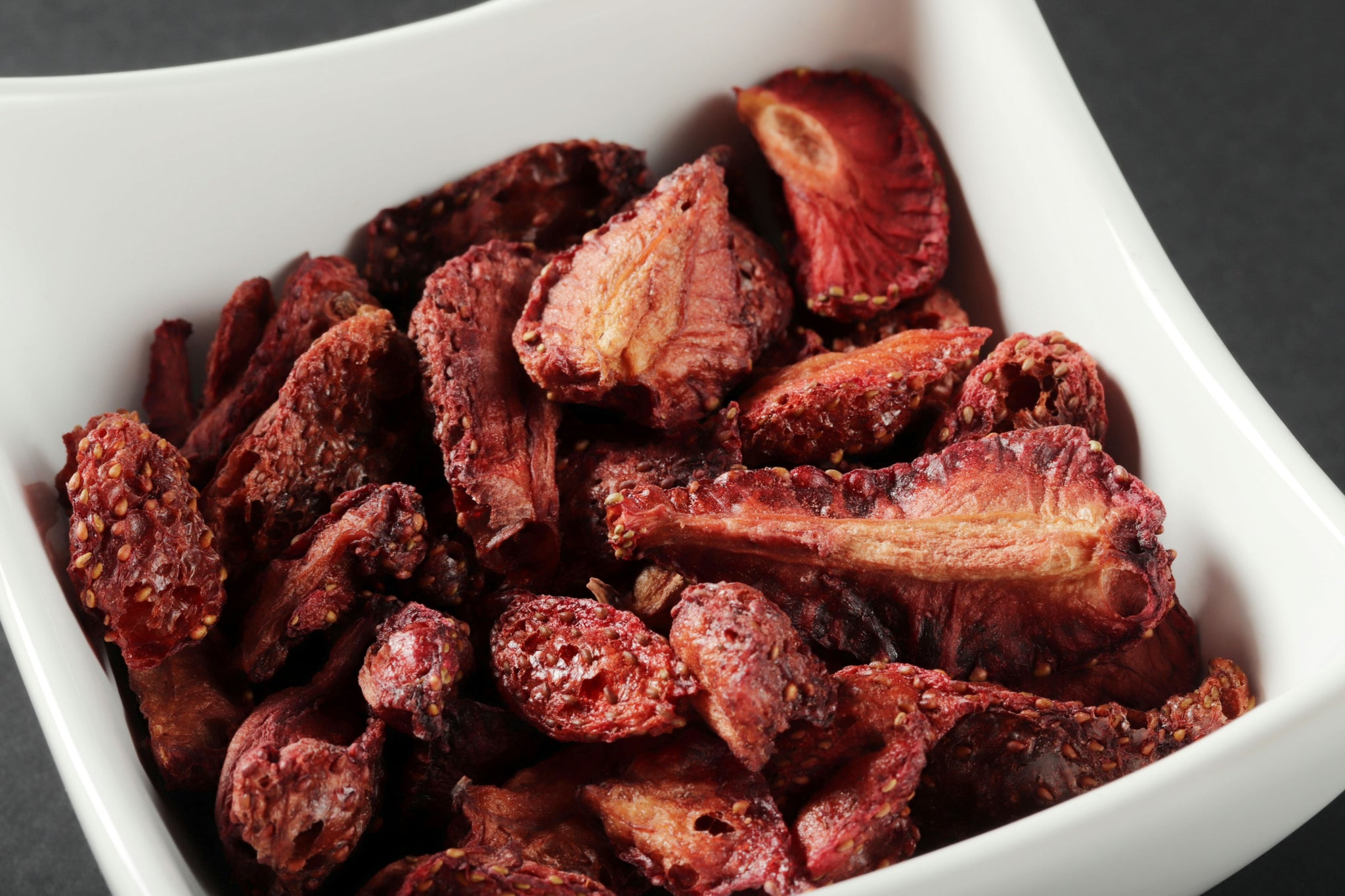 preview image of Dehydrated Sliced Strawberries