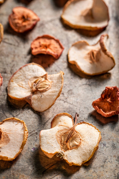 Dehydrated Sliced Red Apples